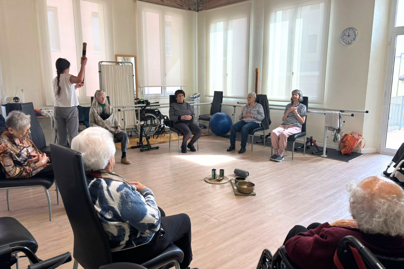 ioga per a gent gran